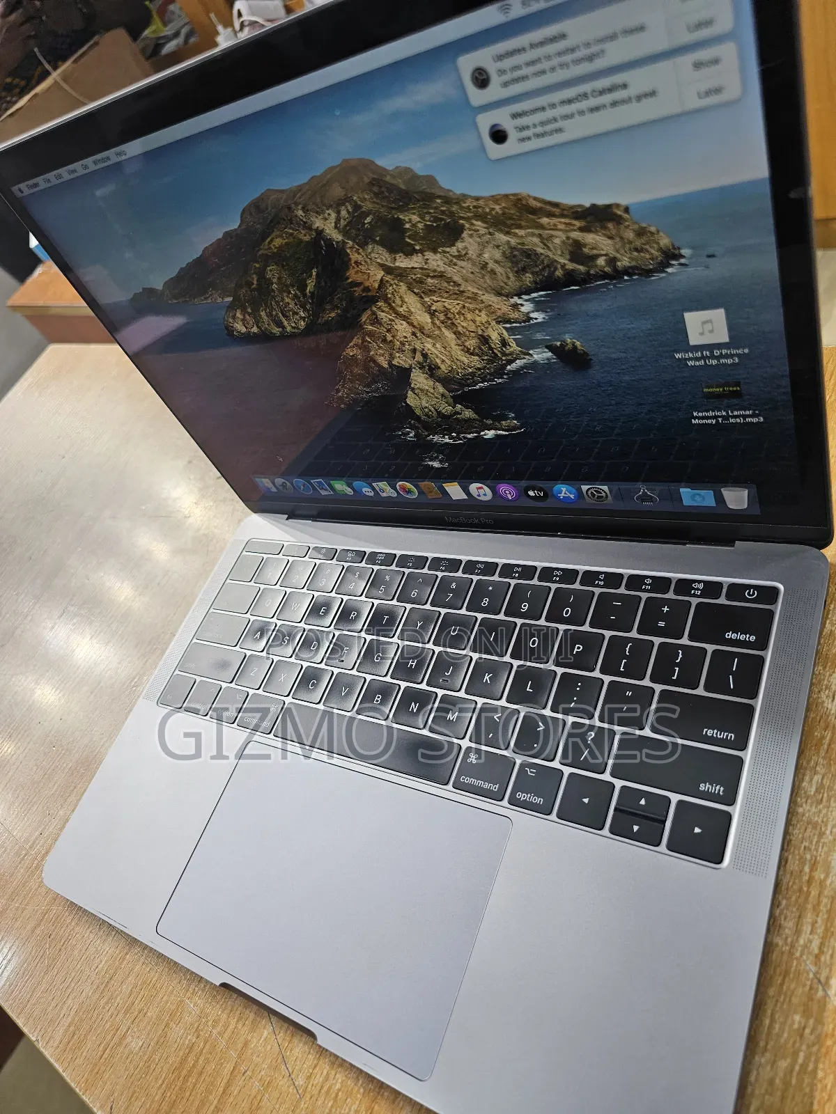 Laptop Apple MacBook Pro 2017 16GB Intel Core I7 SSD 256GB