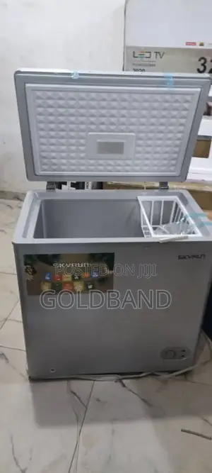 Modern Family Skyrun 155l Chest Freezer 155hnw Grey