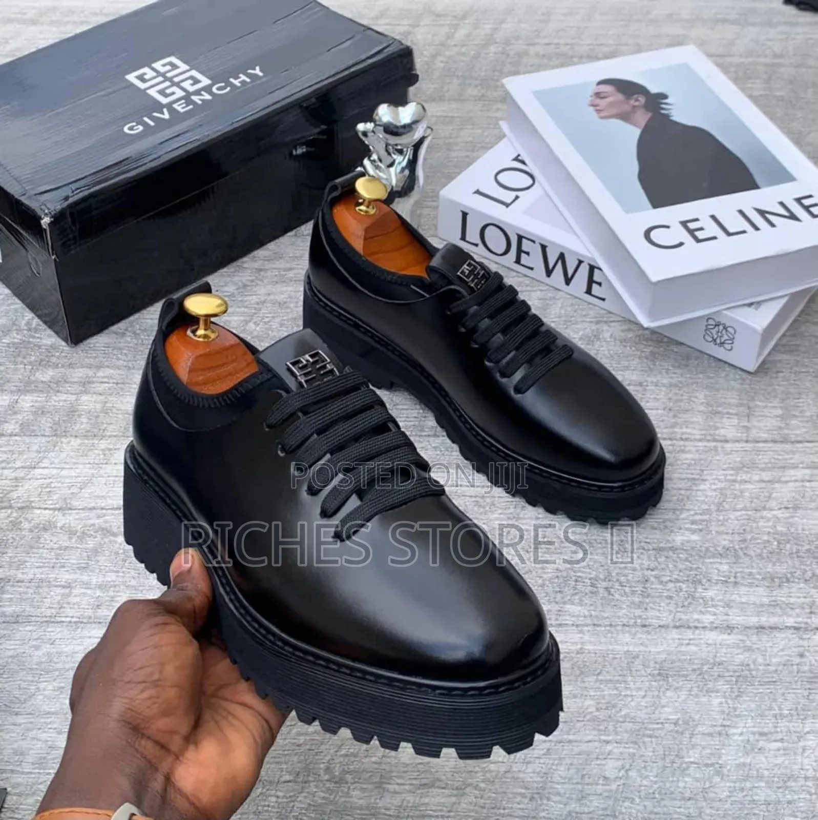 Authentic Quality Black Givenchy Lace-Up Leather Shoes