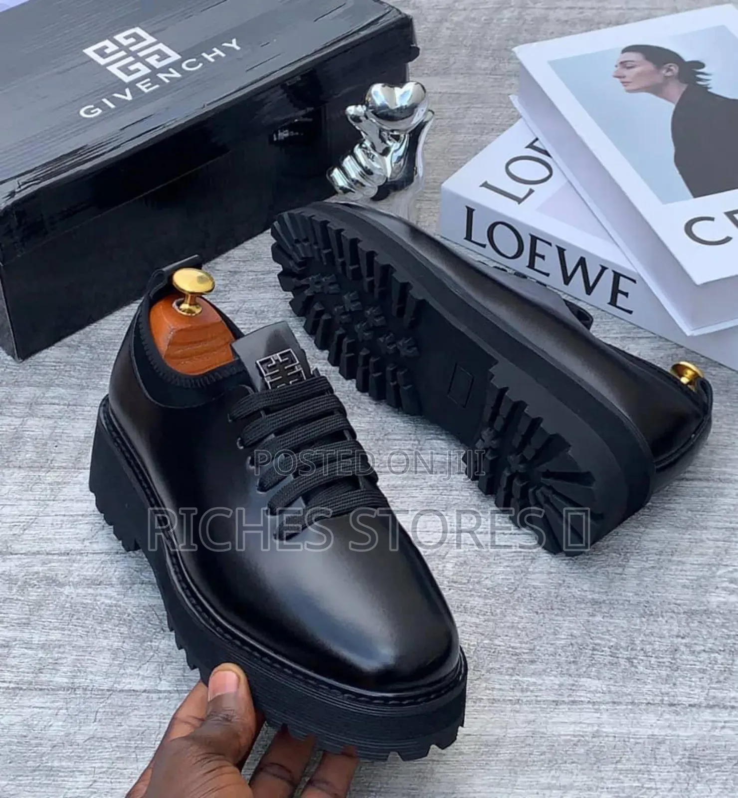 Authentic Quality Black Givenchy Lace-Up Leather Shoes
