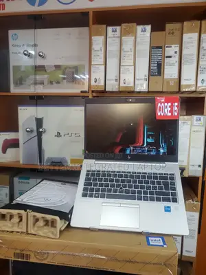 New Laptop HP ProBook 470 G3 8GB Intel Core i5 SSD 256GB