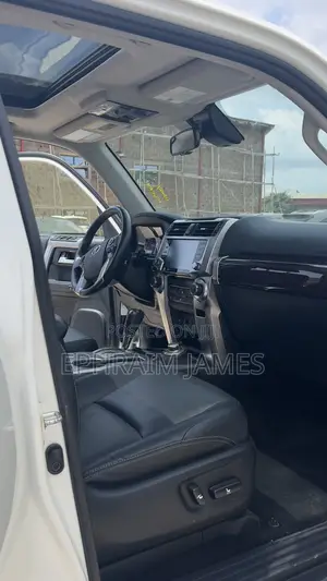 Toyota 4-Runner Limited 4WD 2023 White