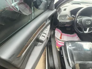 Honda Accord Touring 2.0T 2018 Black