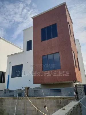 4bdrm Duplex in Mende for sale