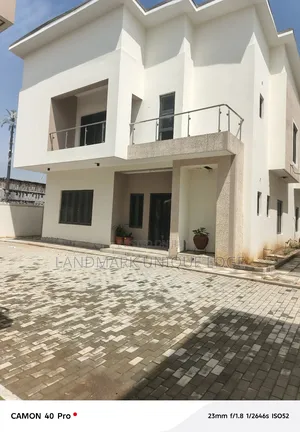 5bdrm Duplex in Jahi Church Road for rent