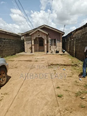 2bdrm Bungalow in Ayobo for sale