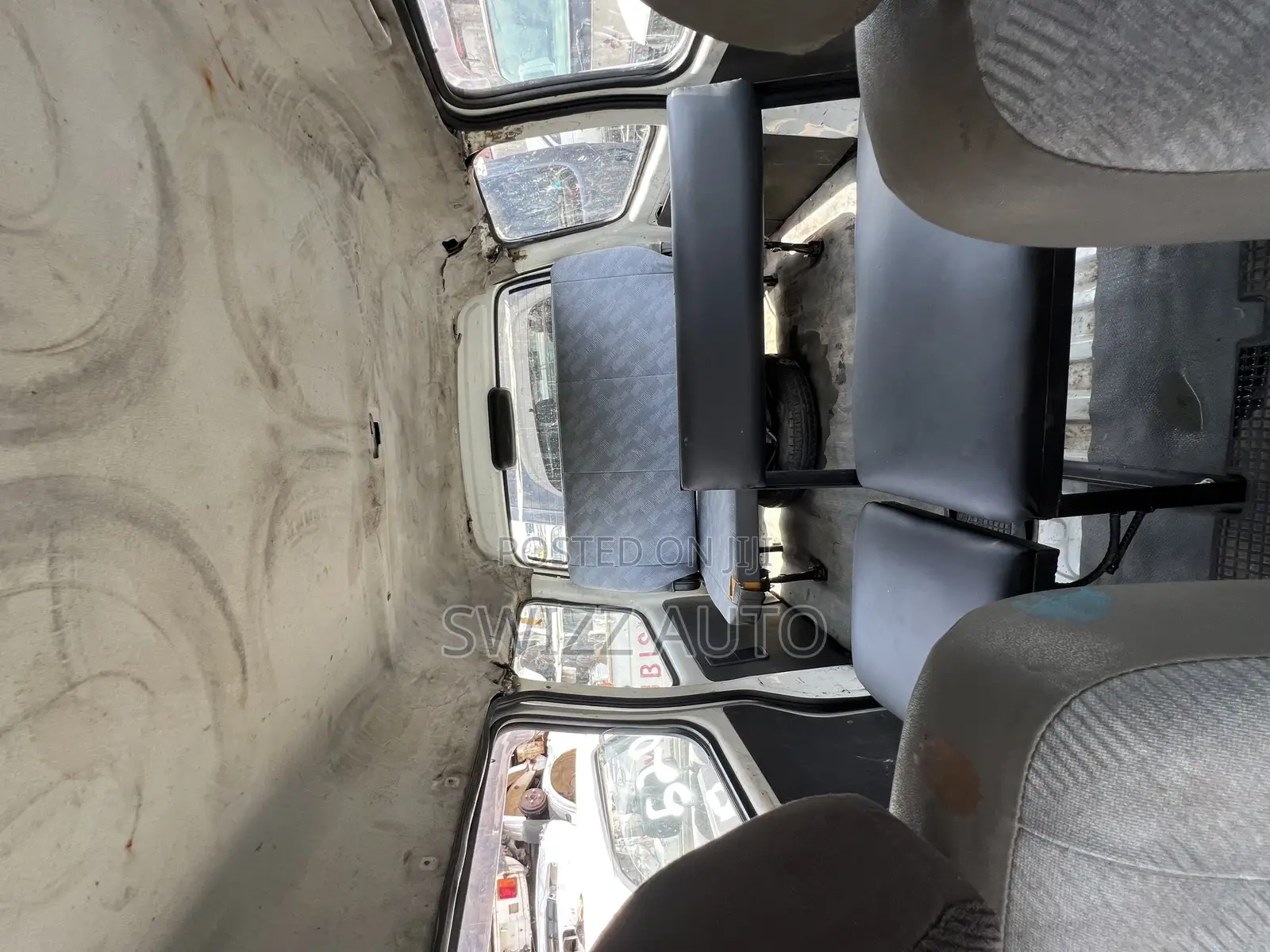 Suzuki Every 2010 White