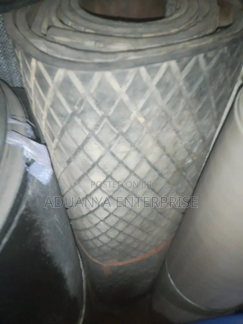 High Voltage Electrical Insulation Rubber Mat (10m *2m *12mm)