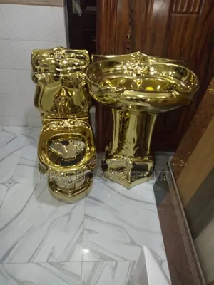 High Quality Executive Gold Master Toilet Seat With Wash Hand Basin