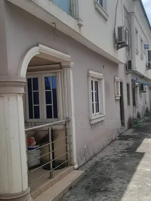 3bdrm Block of Flats in Estate Within New for sale