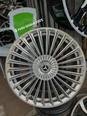 20r Mercedes Benz Chrome Maybach