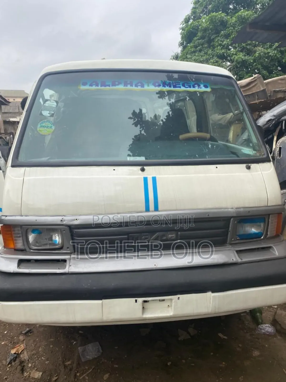 Mazda E2000 1999 White