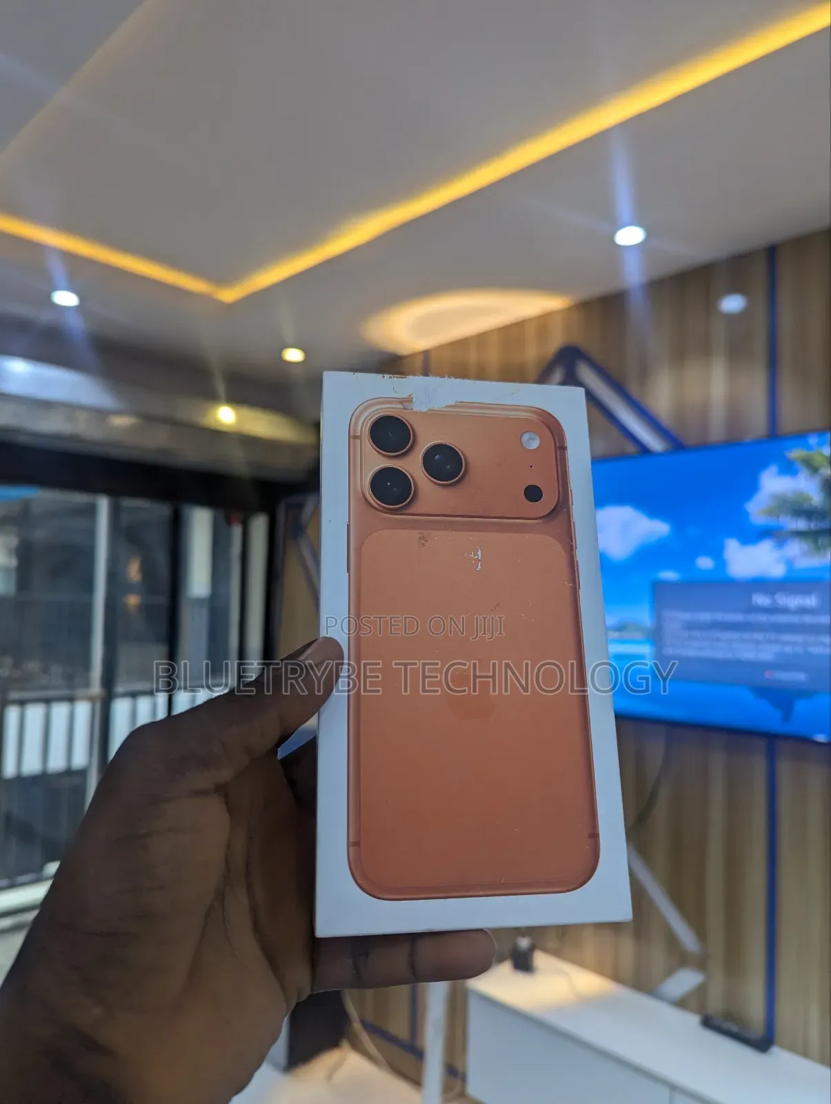 New Apple iPhone 17 Pro Max 256 GB Orange