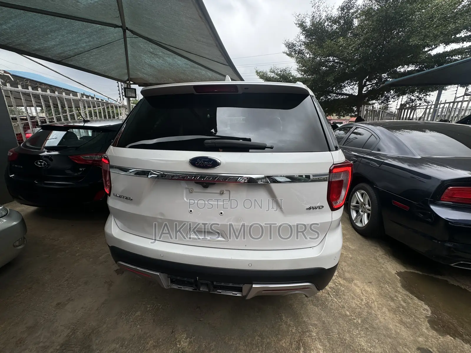Ford Explorer 2016 White