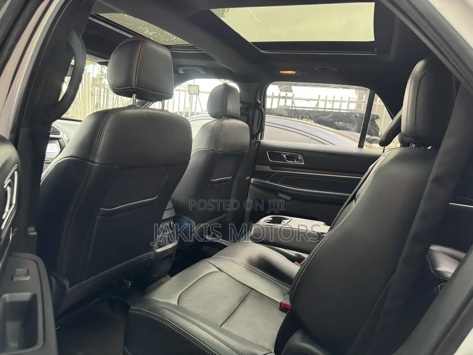 Ford Explorer 2016 White