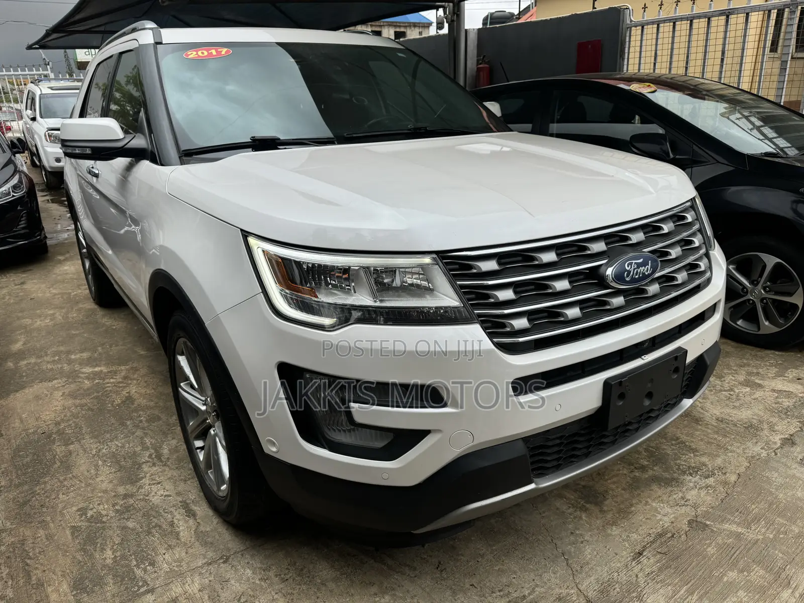 Ford Explorer 2016 White