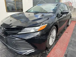Toyota Camry XLE (2.5L 4cyl 8A) 2019 Black