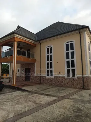 6bdrm Duplex in Idoro By Pepsi, Uyo for sale