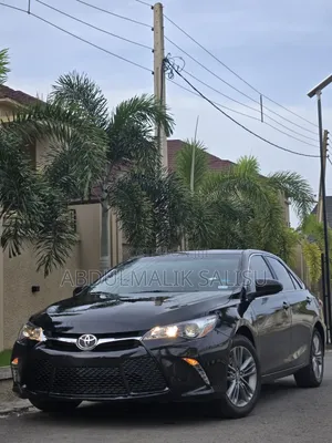 Toyota Camry 2016 Black