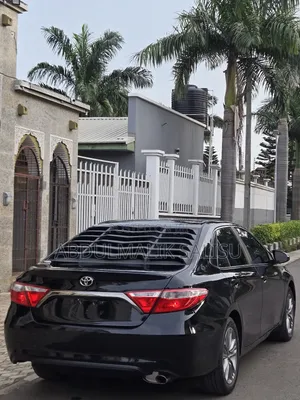 Toyota Camry 2016 Black