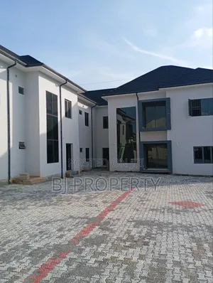 2bdrm Block of Flats in F O 1, Kubwa for sale