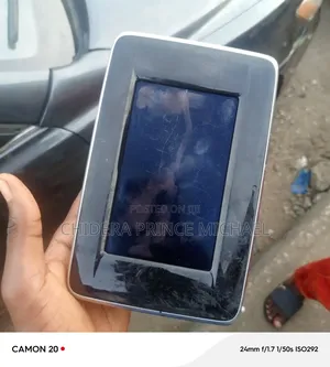 Small Screen for Cla250 W117