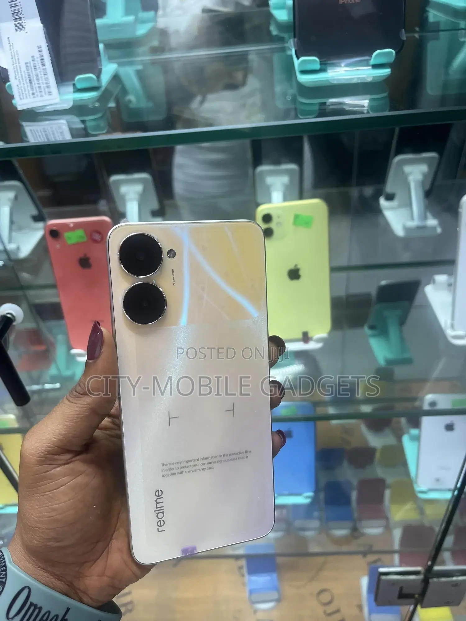Realme V30 128 GB