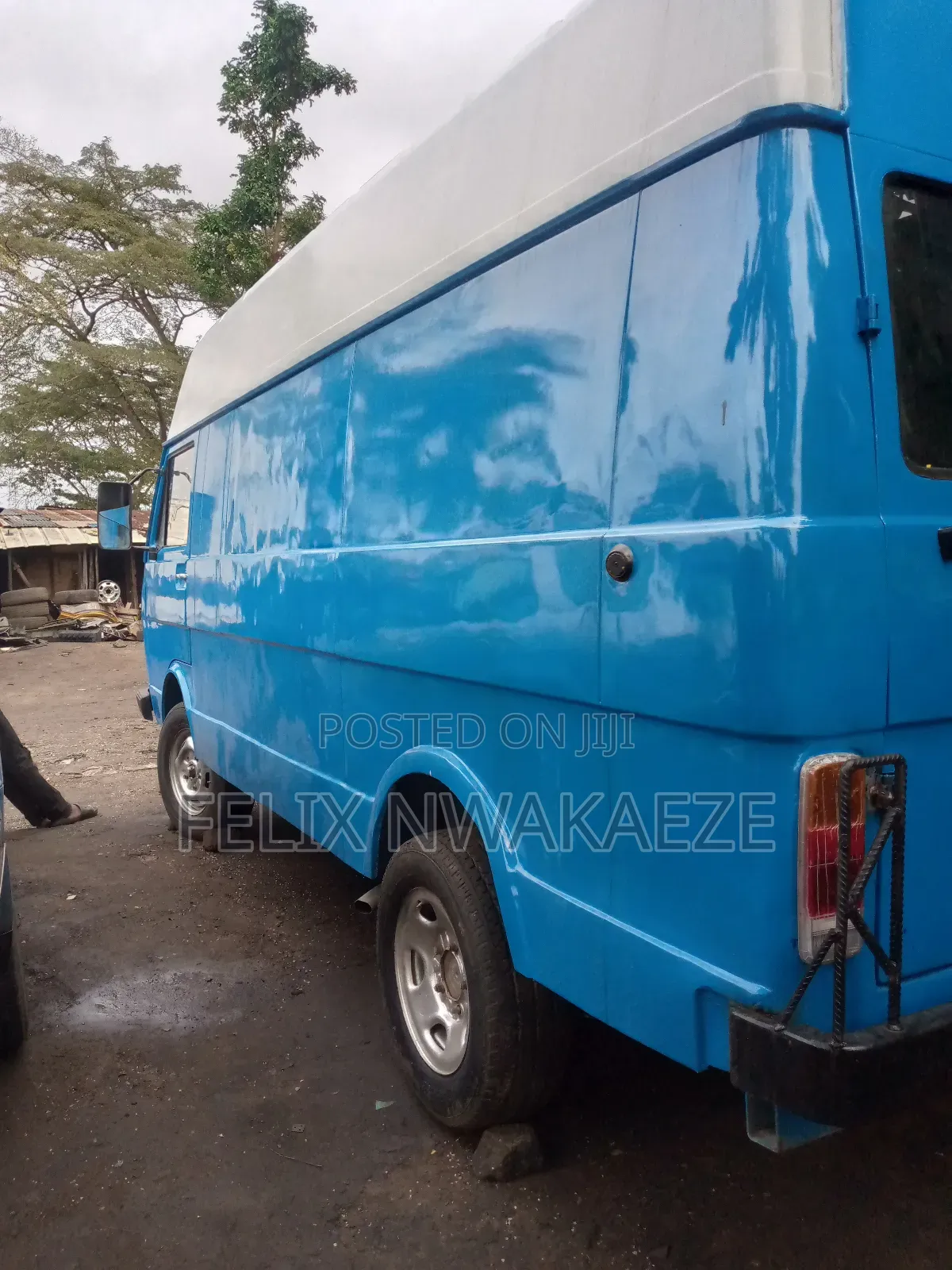 Volkswagen LT 1999 Blue