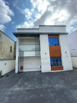 4bdrm Duplex in Lekki Phase 1 for rent
