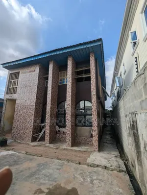 6bdrm Duplex in Governors Road for sale