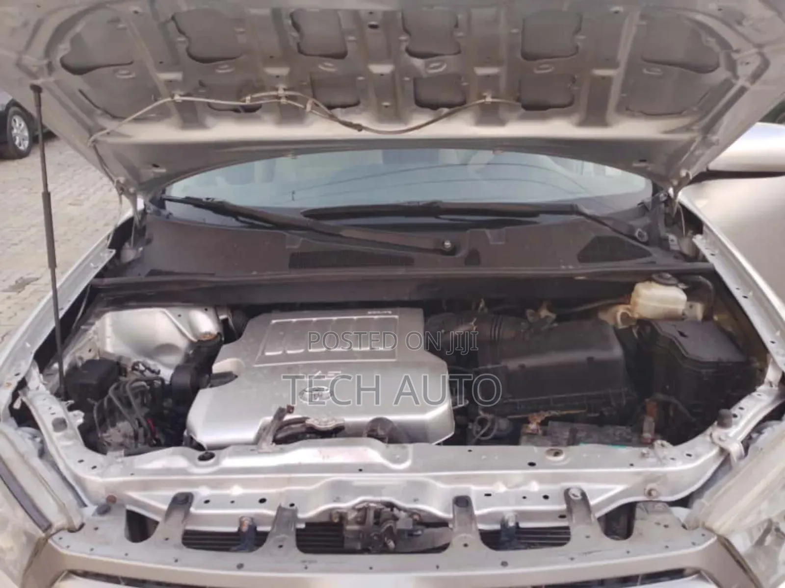 Toyota Highlander SE 2011 Silver