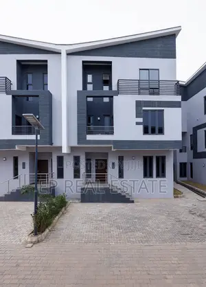 4bdrm Duplex in Kado for sale