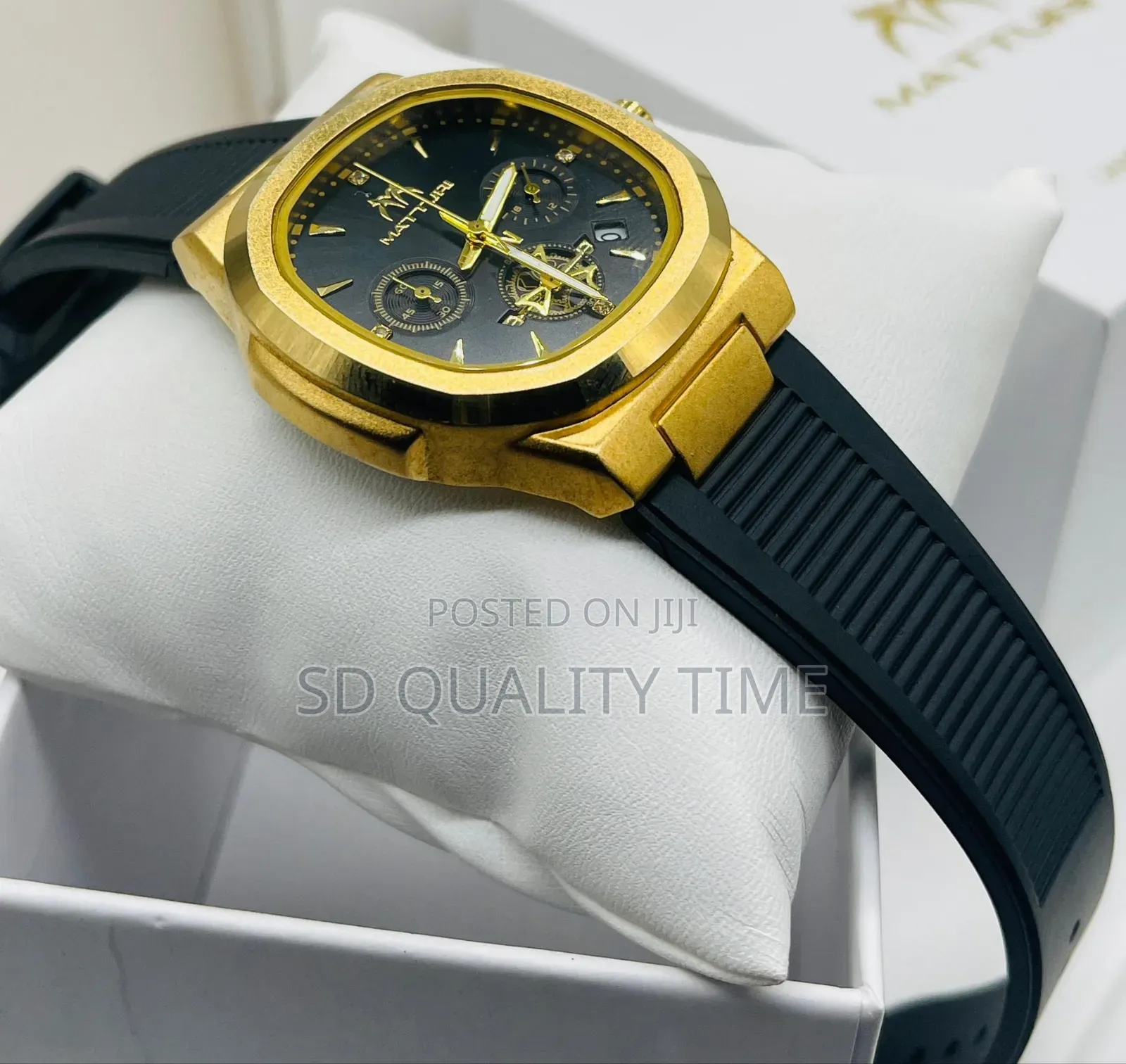 Matturi Rubber Strap Waterproof Watch