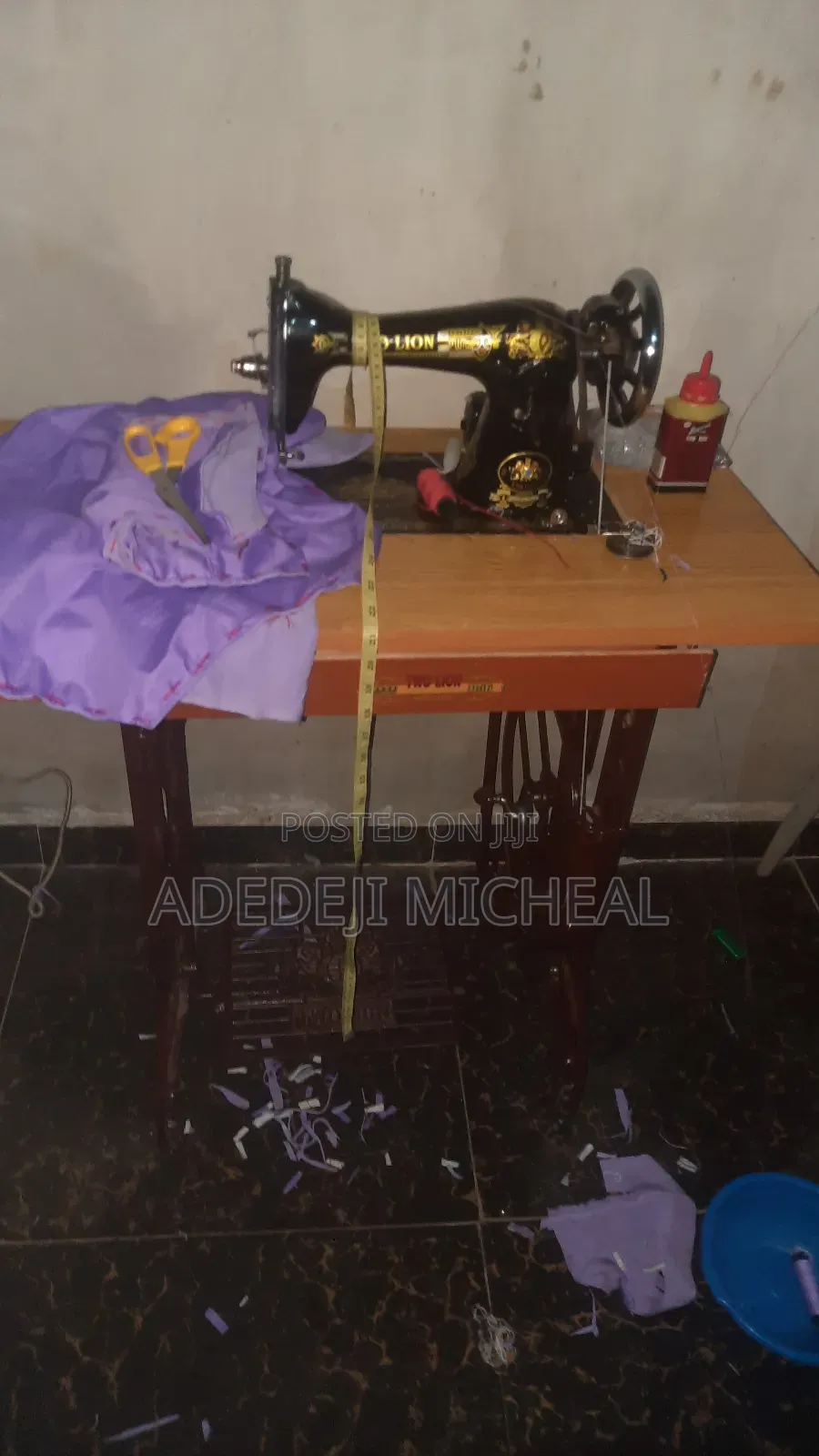 Two Lion Manual Sewing Machine
