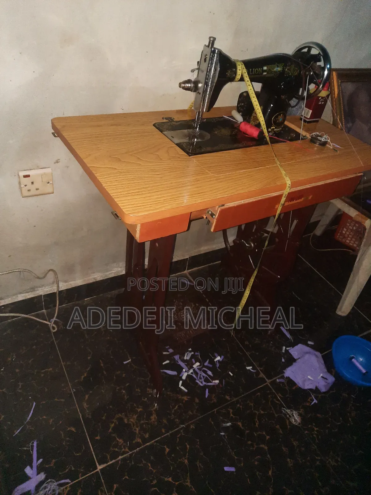 Two Lion Manual Sewing Machine