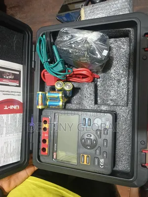 Uni-T Ut513a Professional Insulation Tester.