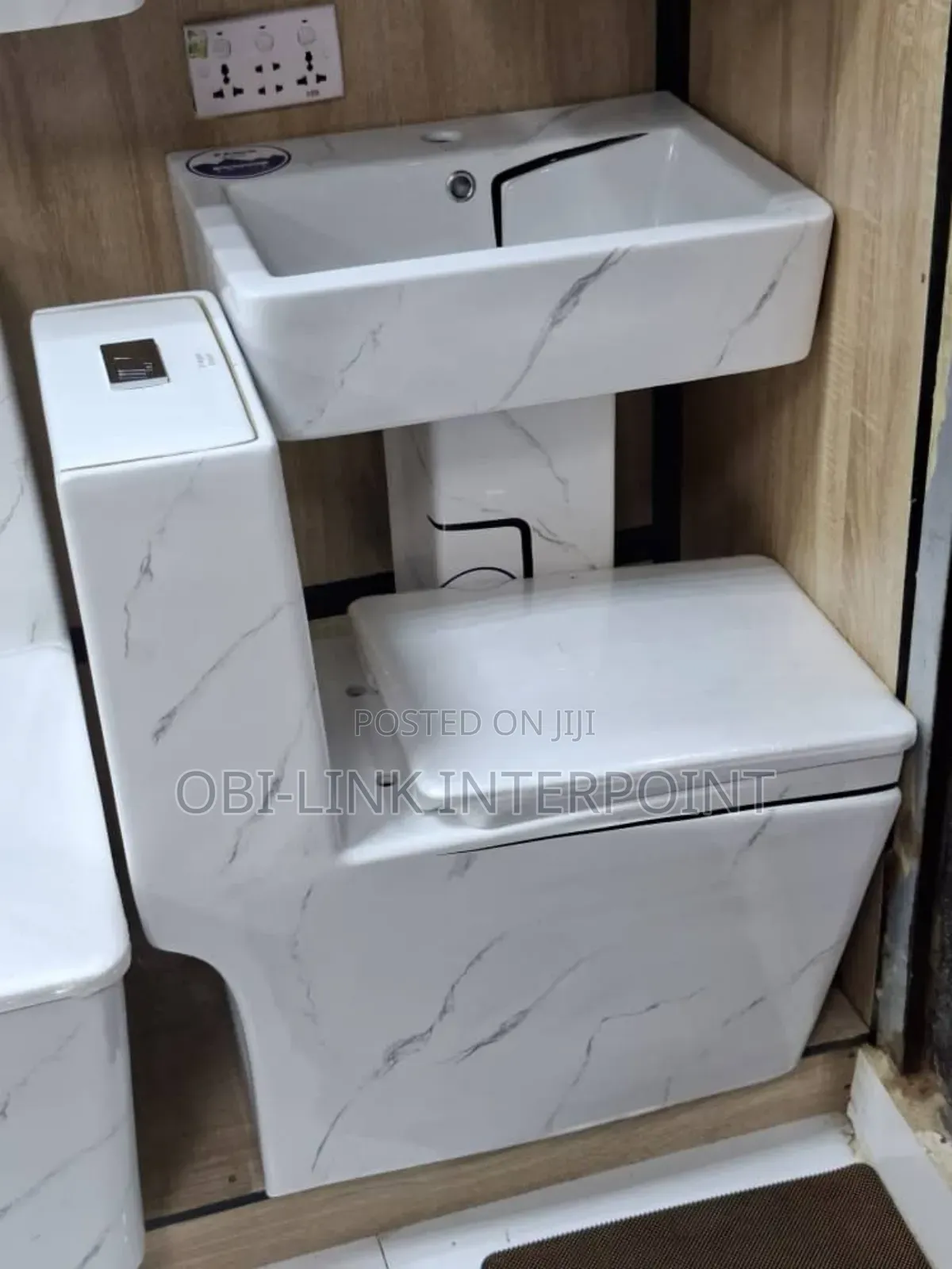 White Smart Wc Set