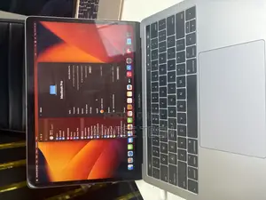 Laptop Apple MacBook Pro 2017 16GB Intel Core i5 SSD 256GB