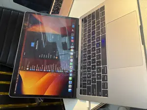 Laptop Apple MacBook Pro 2017 16GB Intel Core i5 SSD 256GB