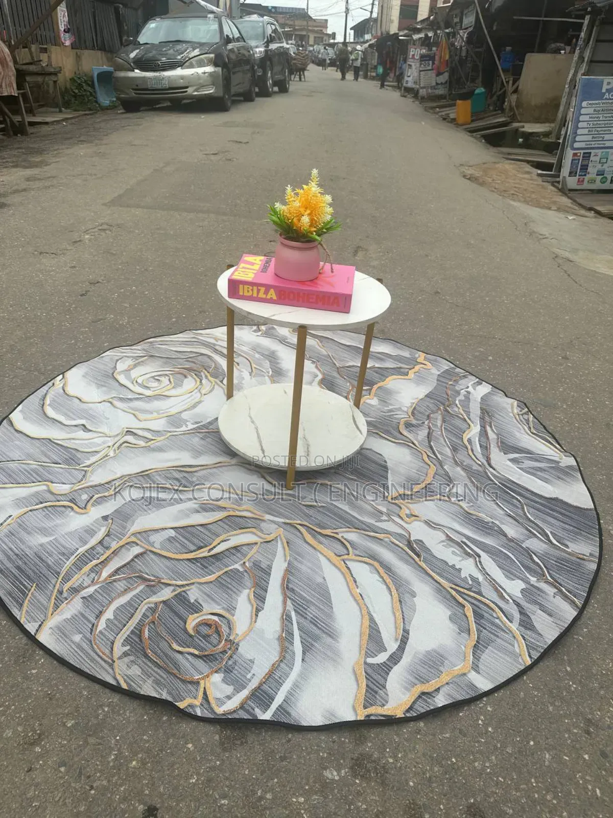 Round Center Rug 
Size : 160cm