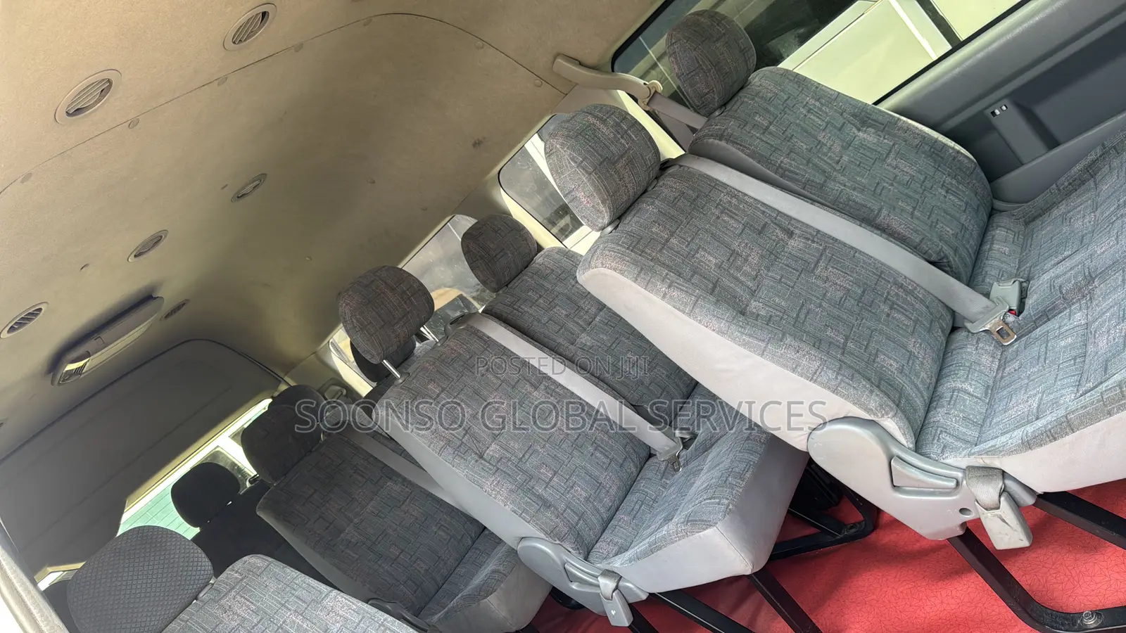 Toyota HiAce 2017 White