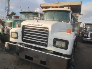 Foreign Used Mack Truck