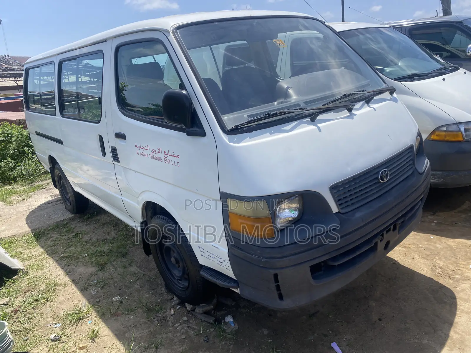 Toyota HiAce 2000 White