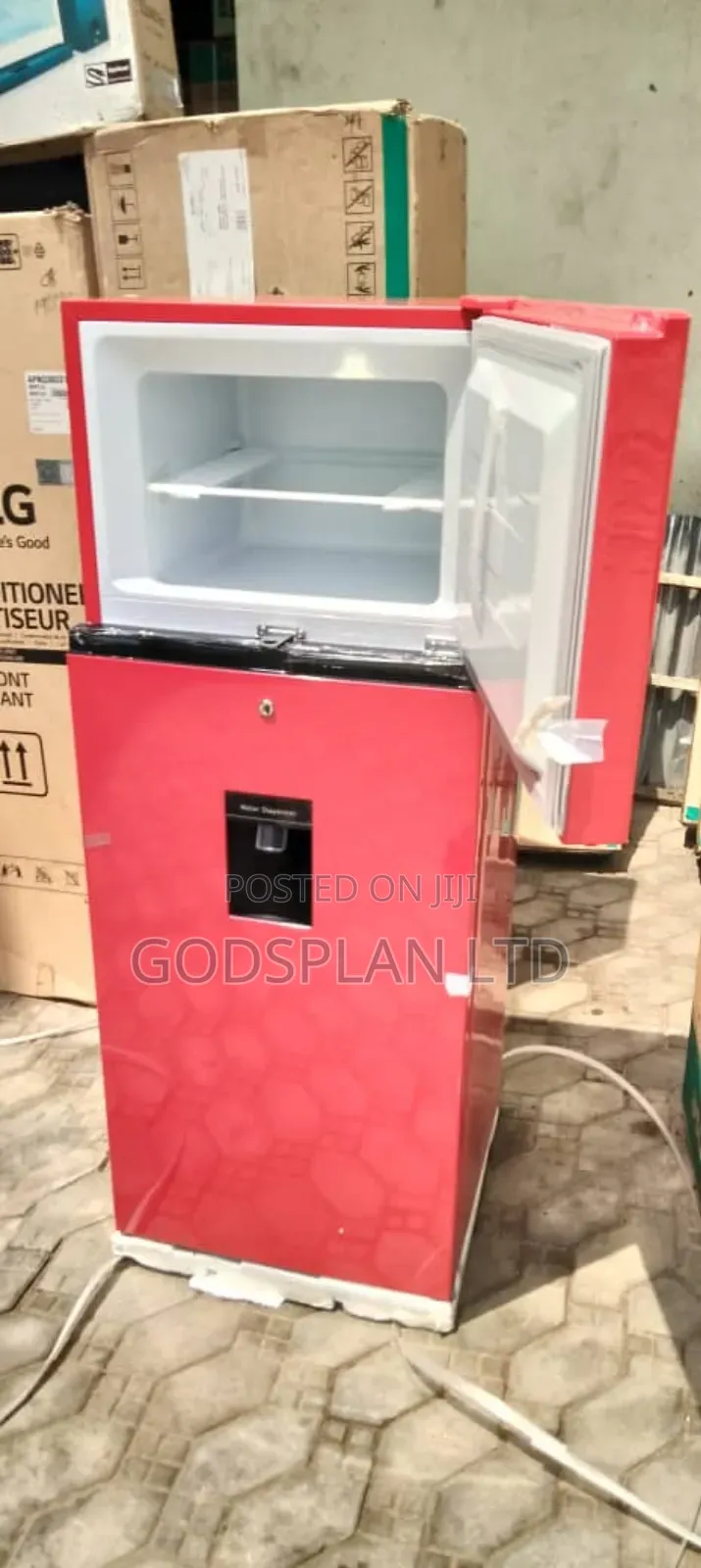 Fridge With Dispenser 204 Litres