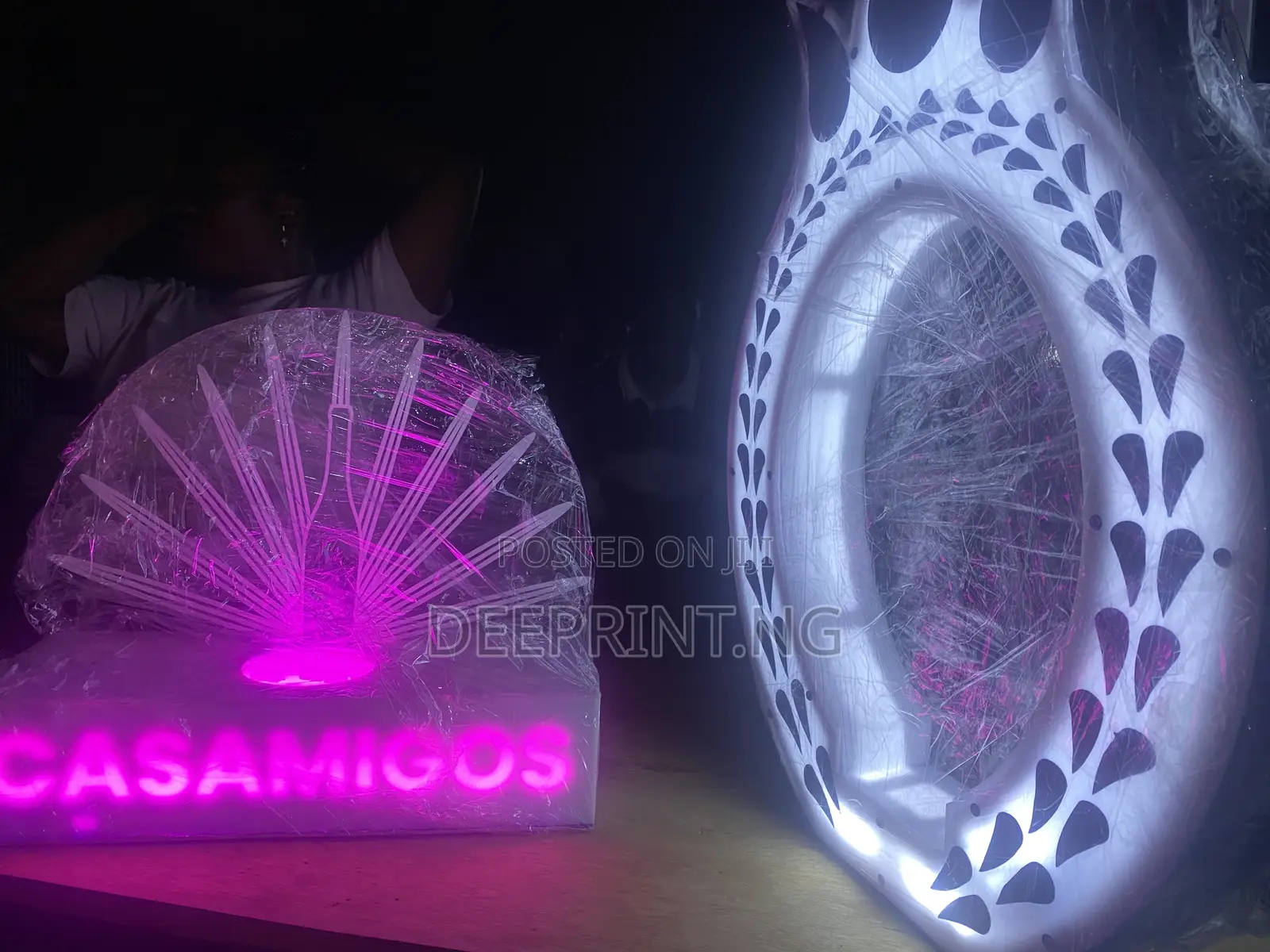 Customized Led Bottle Display