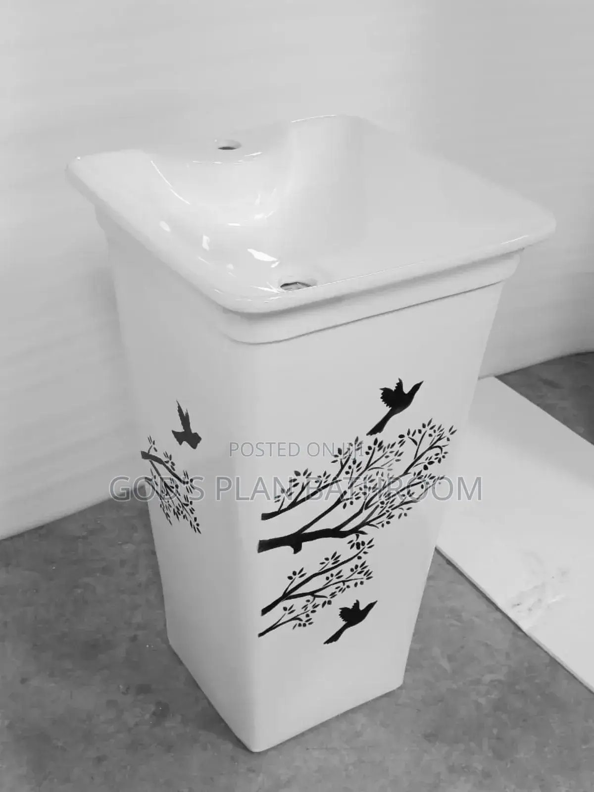Standing Basin (White