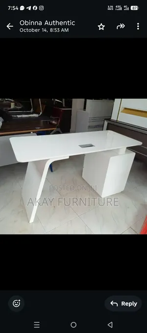 Size 1.4 Office Table In White