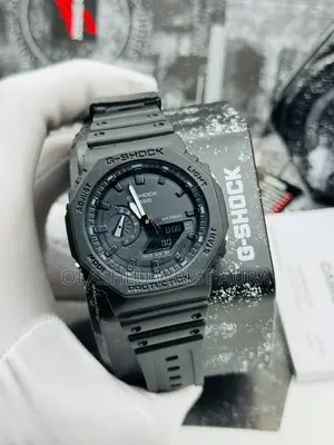 Casio G-Shock Ga-2100 (Nicknamed “Casioak”)