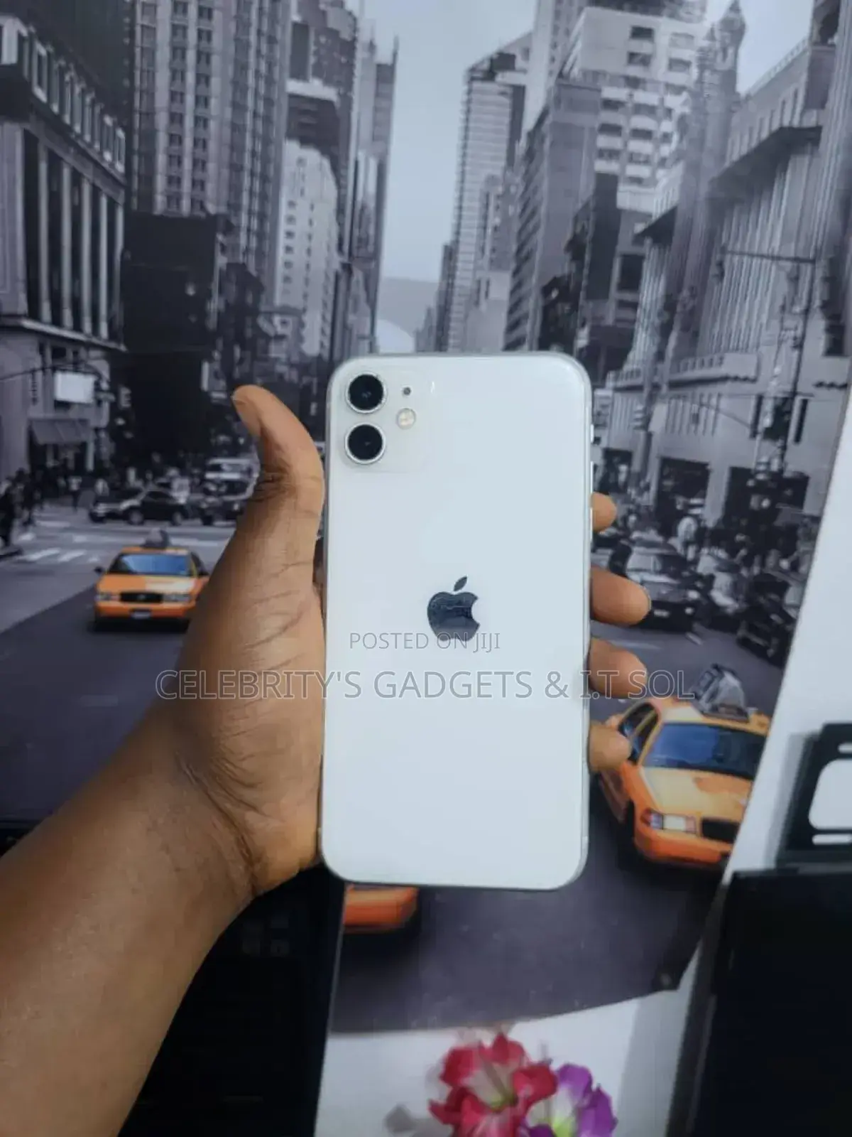 Apple iPhone 11 64 GB White