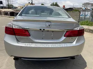 Honda Accord 2015 Silver